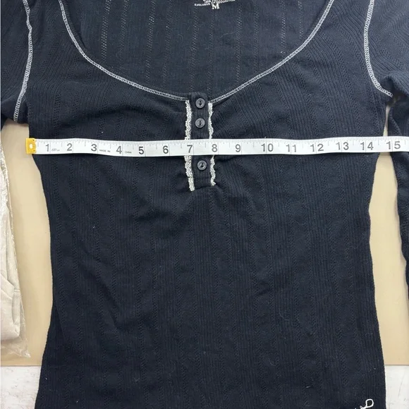 Black Long Sleeve Women's Top - Picture 5 of 5